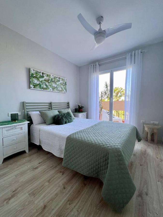 Suite Bonalba Аликанте Экстерьер фото